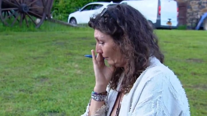 Walter maakt Alexandra aan het huilen in B&B Vol Liefde: 'Daar is ze'