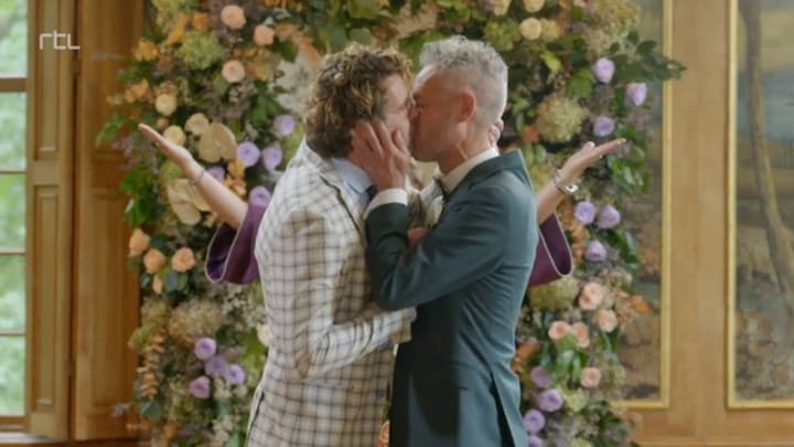 Rtl Xl Married At First Sight • Wilfred En François Geven Elkaar Een Vurige Kus Na Het Jawoord 