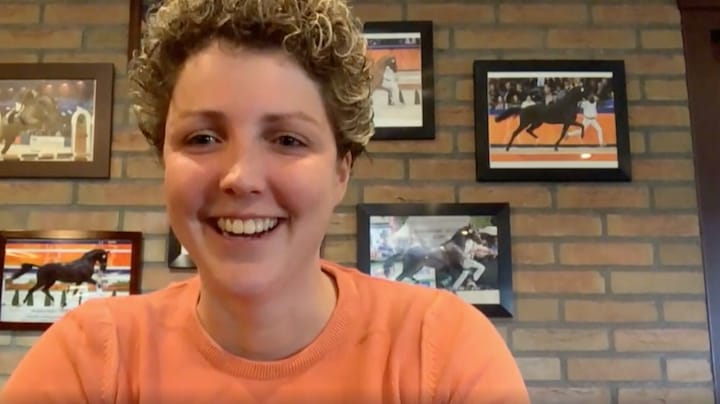 Boerin Steffi zit op roze wolk na geboorte dochtertje