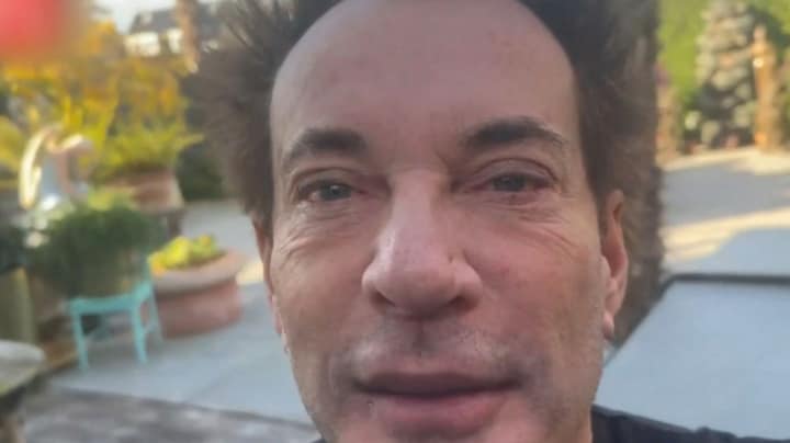 Gerard Joling op muizenjacht in nieuwste vlog: 'Ik tril'