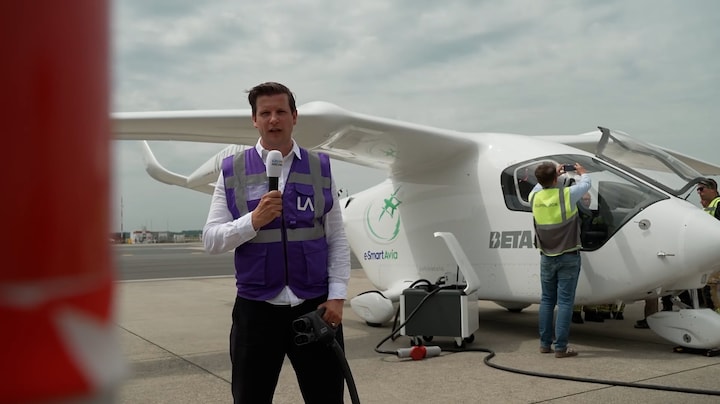 Elektrisch vliegen geen droom meer: eerste vlucht geland op Lelystad Airport