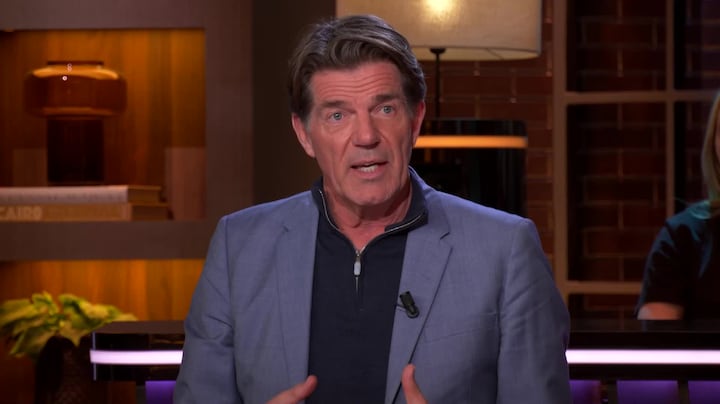 Twan Huys vindt dreiging van Trump tegen Frankrijk ‘absurd’ en ‘eng’