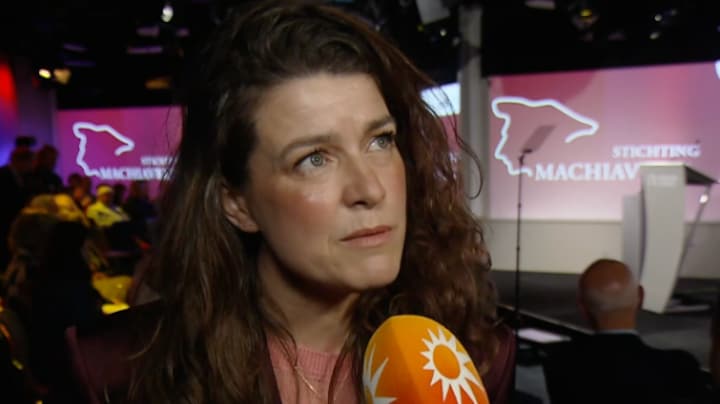 Merel Westrik trots op Machiavelliprijs voor Sinterklaasjournaal: 'Dieuwertje Blok kijkt mee'