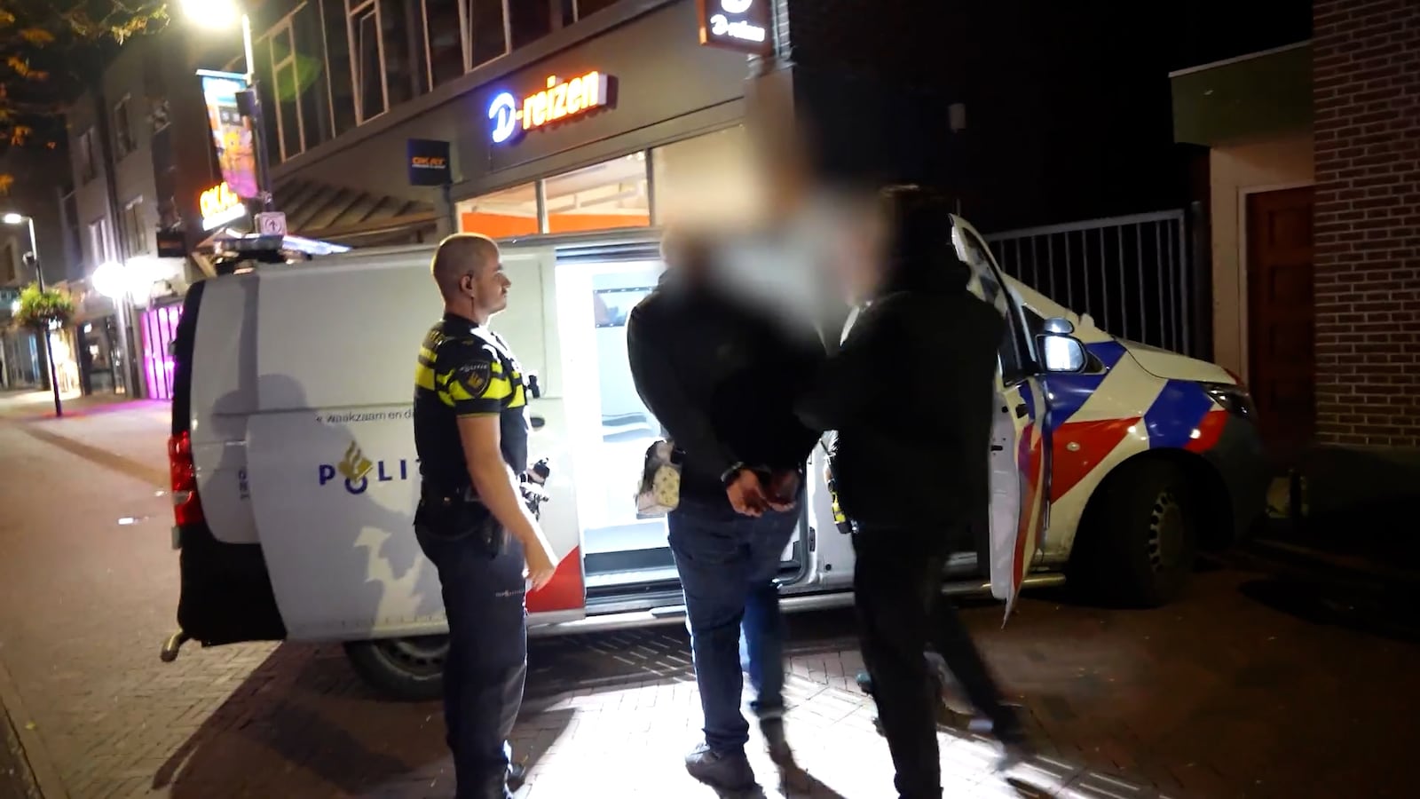 Hoogeveen pakt jongeren streng aan na dagenlange onrust en zwaar vuurwerk