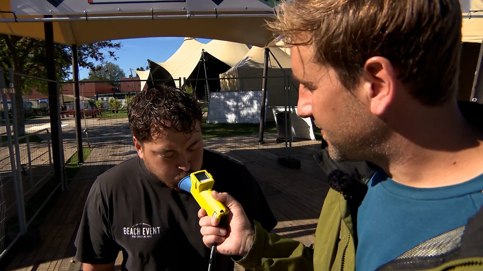 Dronken minderjarigen: dit festival voert blaastest in