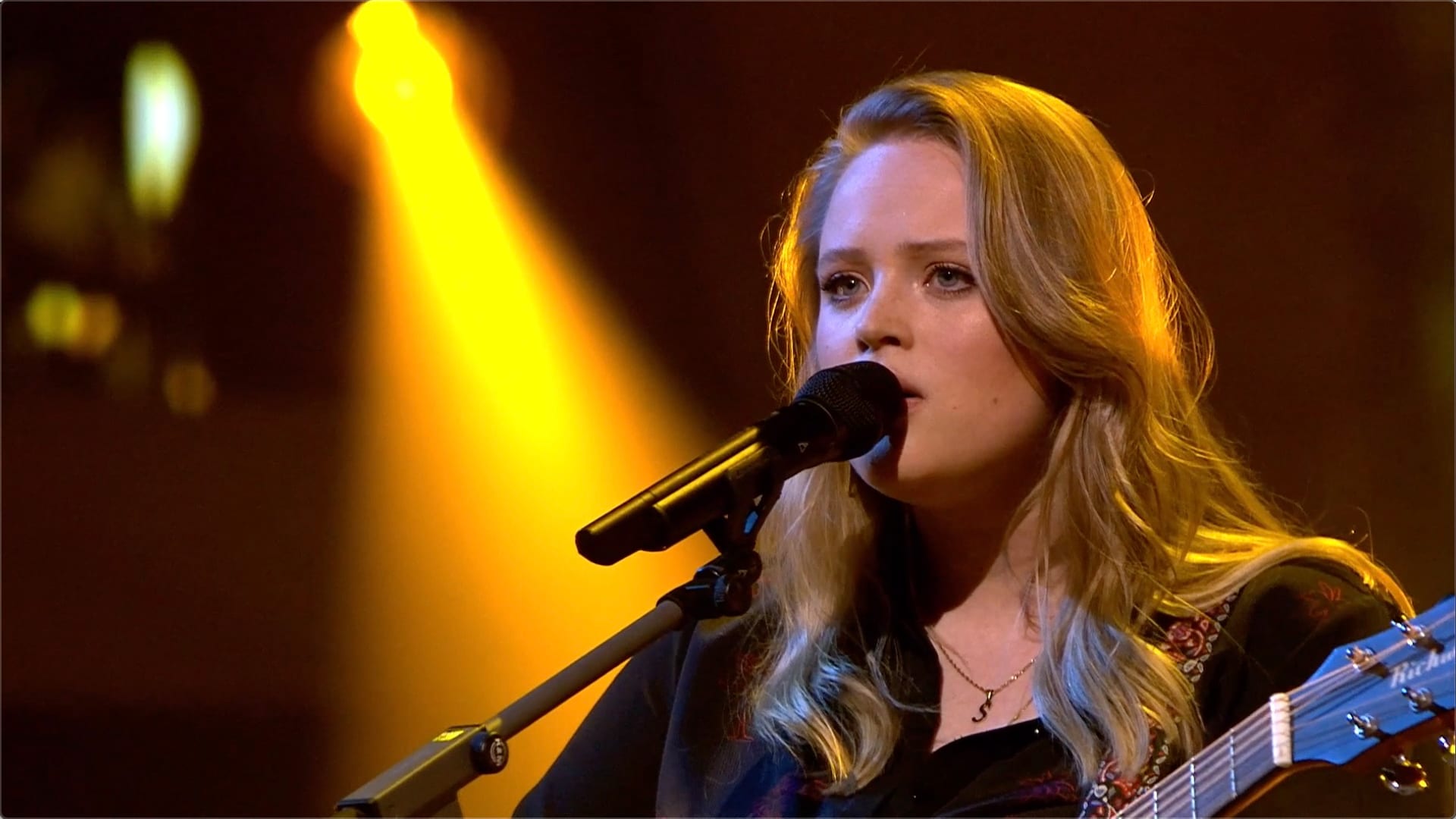 Sophia Kruithof - Keep Your Head Up - The Voice of Holland