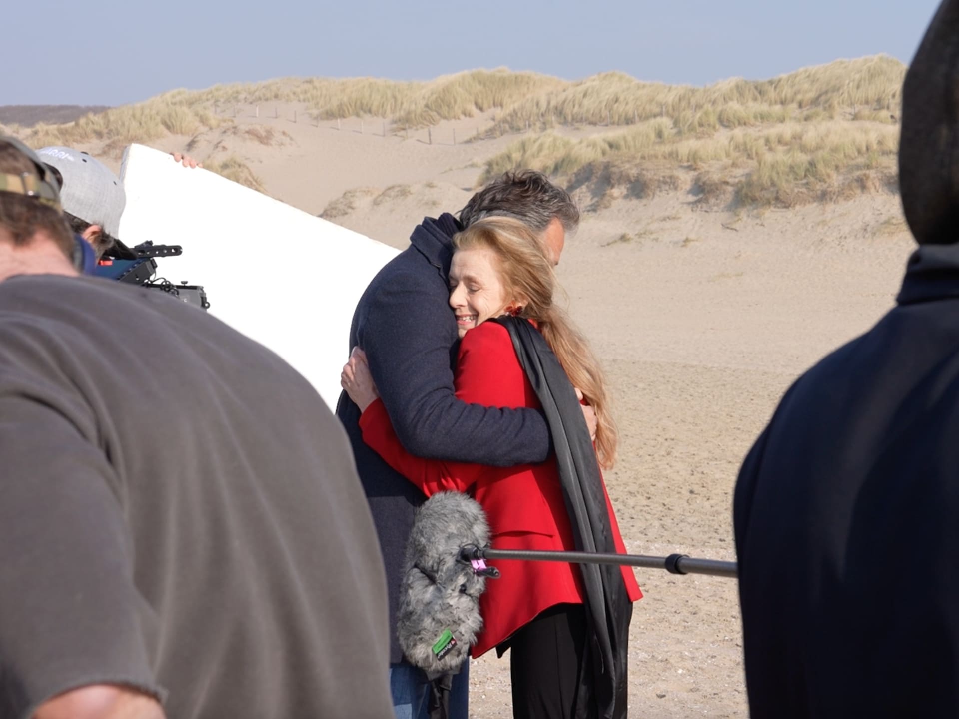 Unieke backstagebeelden: Reinout Oerlemans en Jette van der Meij herenigd  op strand voor GTST-afscheid