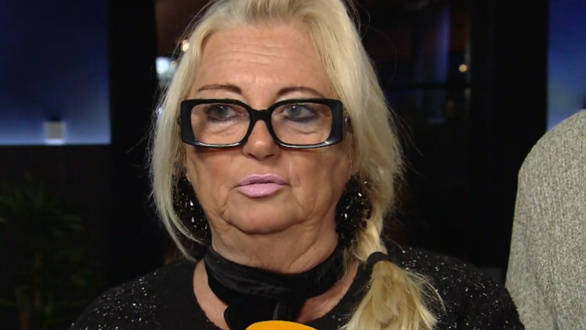 Monique schrok van scheldreacties na eerste aflevering De Hanslers: 'Heel  heftig'