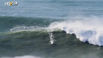 RTL Nieuws Surfer breekt record op golf van 30 meter