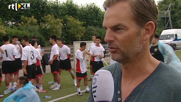 RTL Nieuws Strijd om stageplaats Ajax prime time op Chinese tv