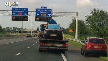 RTL Z Nieuws Schoten op auto's in Rotterdam vanuit zilvergrijze Golf