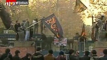 RTL Z Nieuws Iraniërs bestormen Britse ambassade in Teheran