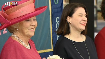 RTL Nieuws Koningin Beatrix opent Stedelijk Museum