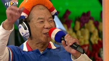 Ik Hou Van Holland Meneer Cheung zingt Het Bananenlied