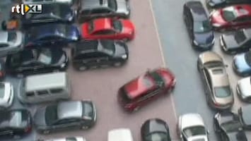 RTL Nieuws De krapste parkeerplaats ter wereld?