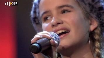 The Voice Kids Caroline - Use Somebody