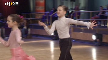 So You Think You Can Dance - The Next Generation "Dan heeft nog nooit zo positief over latin dansers gepraat" - auditie Arthur & Paulien