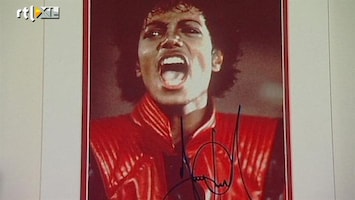 RTL Nieuws 'Thriller-jasje' Michael Jackson onder de hamer