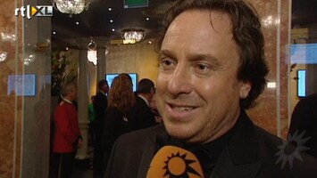 RTL Boulevard BN'ers bij Carré staan stil bij dood Jeroen Willems