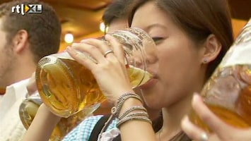 RTL Nieuws Pul bier op Oktoberfest kost tien euro