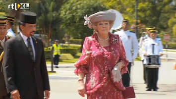 RTL Z Nieuws Beatrix in Brunei: Veel goud en glitter