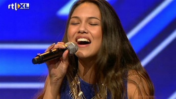 X Factor Sanne beroert met haar stem