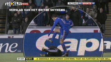 RTL Nieuws Verslag Skynews: voetballer schopt ballenjongen