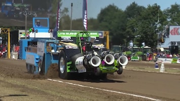 Truck & Tractor Pulling Beachpull in Putten