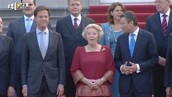 RTL Nieuws 'Koningin moet politieke rol behouden'