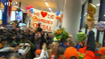 RTL Z Nieuws Helden: honkballers krijgen voetbalontvangst
