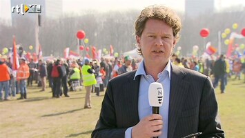 RTL Z Nieuws Grote demonstratie tegen sanering bij Werkvoorziening: RTLZ doet verslag