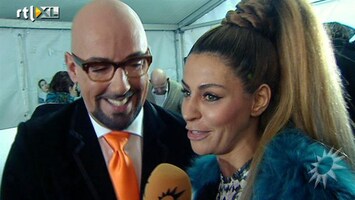 RTL Boulevard Maik de Boer bezoekt show Olcay Gulsen in manege