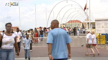 RTL Nieuws Impopulaire maatregelen op Curaçao krijg je op straat terug