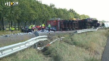 RTL Z Nieuws A58 nog uren afgesloten na ongeluk met vrachtwagen