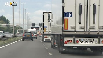 RTL Nieuws Truckers blokkeren wegen uit protest