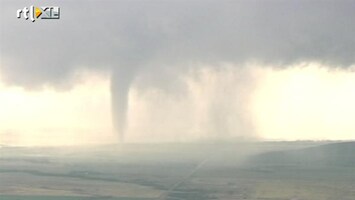 RTL Nieuws Verwoestende tornado treft Oklahoma