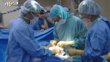 RTL Nieuws Baby geboren die tijdens bevalling is geopereerd