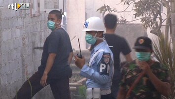 RTL Nieuws Tien doden bij vliegtuigcrash Jakarta