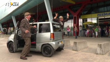 Benidorm Bastards Oudjes hakken op straat