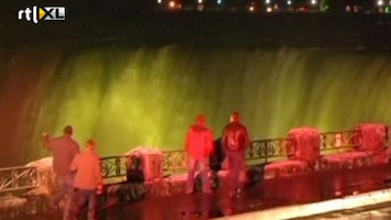 RTL Nieuws Niagara watervallen verlicht voor feestdagen