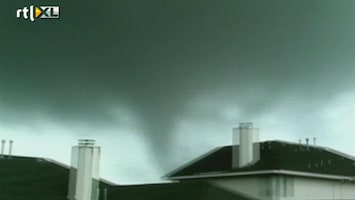 RTL Nieuws Texaans wonder: 18 tornado's, geen doden