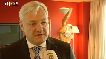 RTL Z Nieuws CEO Peter Voser (55 jaar) van Shell gaat met pensioen