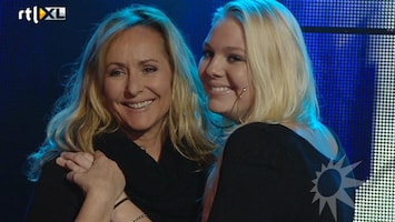 RTL Boulevard Angela zingt duet met dochter Ria Brieffies