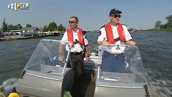 RTL Nieuws Waterpolitie handen vol aan pleziervaart