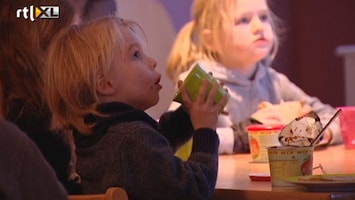 RTL Nieuws Kinderopvangtoeslag voor hogere inkomens fors omlaag