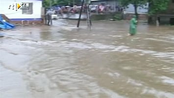 RTL Nieuws Chinezen op de vlucht voor het water