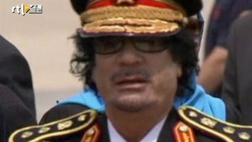 RTL Nieuws Khadaffi begraven in woestijn