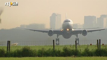 RTL Z Nieuws Schiphol merkt onzekerheid in economie aan vrachtvervoer