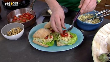 Koffietijd Ciabatta met vegapaté en zoetzure tomaatjes