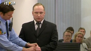 RTL Nieuws Breivik-fans weggehouden bij rechtszaal